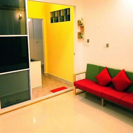 Handhuvaru Villa Boutique Hotel Maafushi Bagian luar foto
