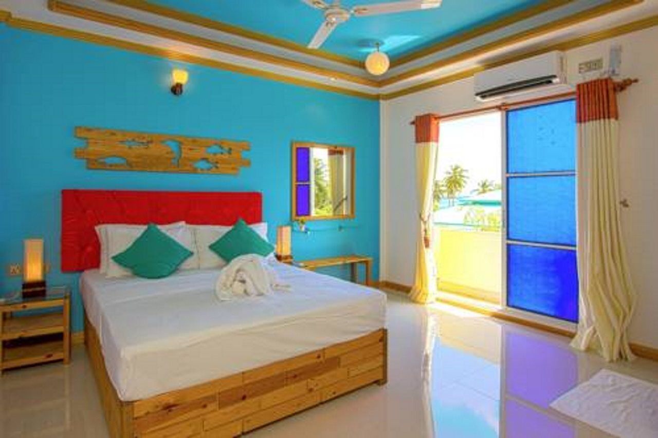 Handhuvaru Villa Boutique Hotel Maafushi Bagian luar foto